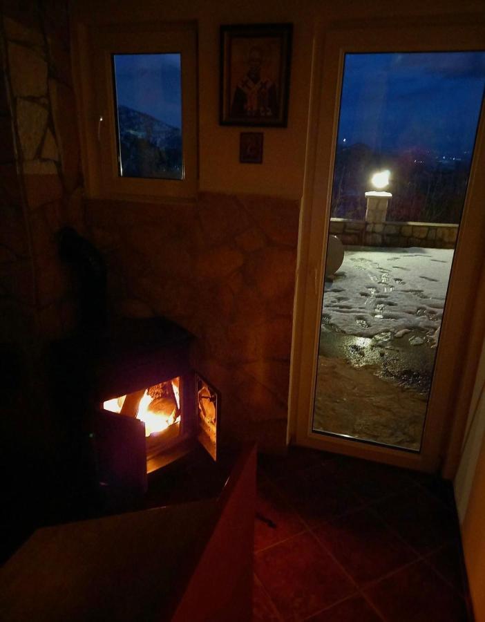 Vikendica,Bungalovi Lipska Pecina Cetinje Exteriér fotografie