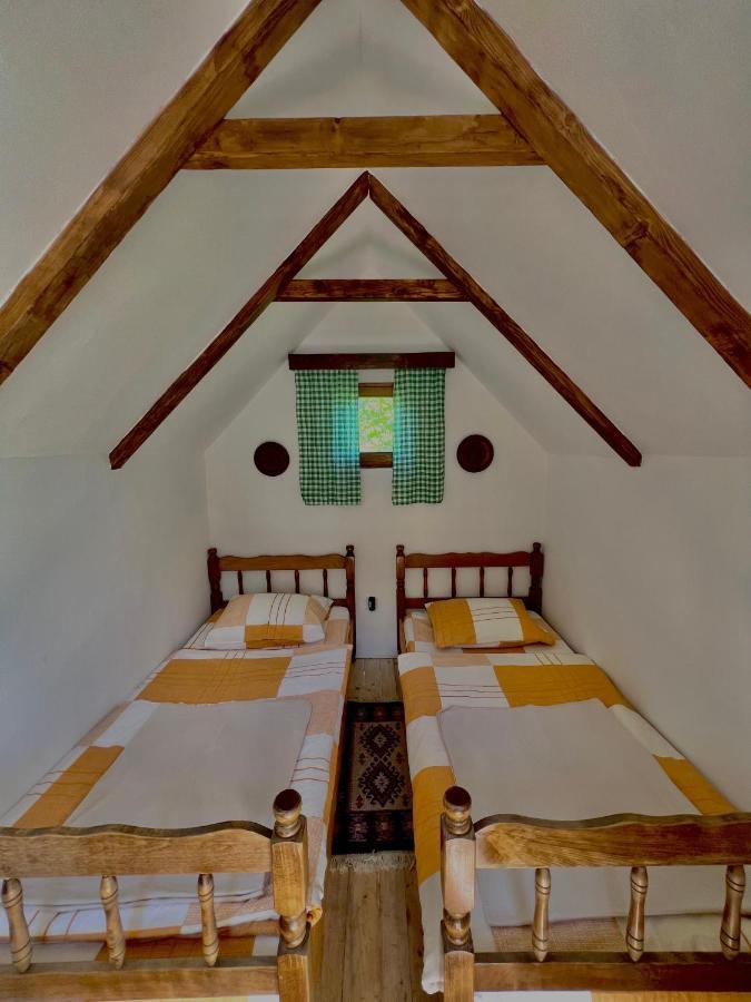Vikendica,Bungalovi Lipska Pecina Cetinje Exteriér fotografie