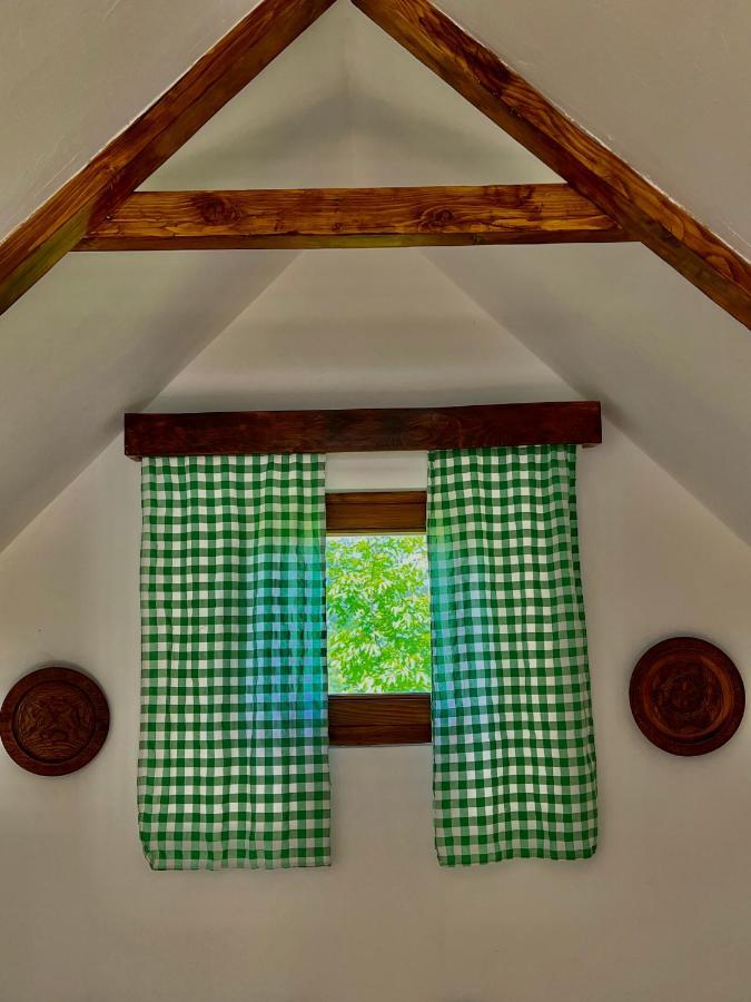 Vikendica,Bungalovi Lipska Pecina Cetinje Exteriér fotografie